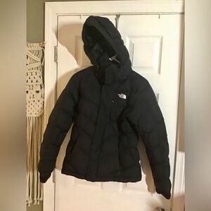 Authentic The North Face Women's Black Puffer hooded Jacket❄️❄️❄️❄️